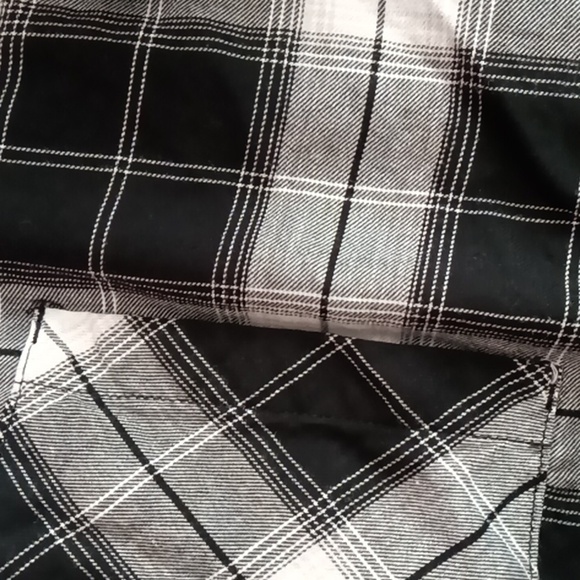 Divided's Plaid Long Sleeve Button Up - Picture 3 of 5